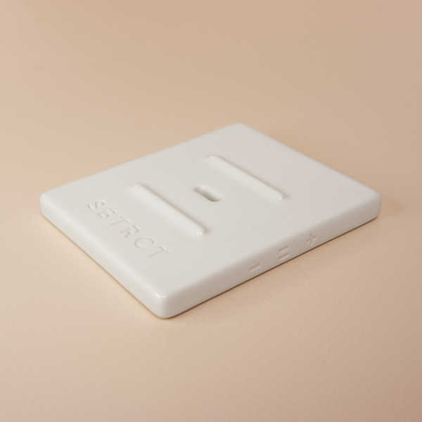Self-Draining Ceramic Dish